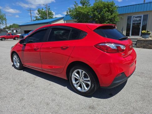 Used 2019 Chevrolet Cruze LS w/ LS Convenience Package FWD image 4