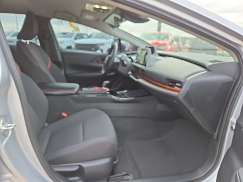 Used 2026 Toyota Prius Plug-In Hybrid image 18