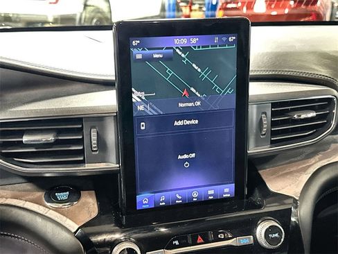 Used 2023 Ford Explorer Platinum w/ Technology Package image 19