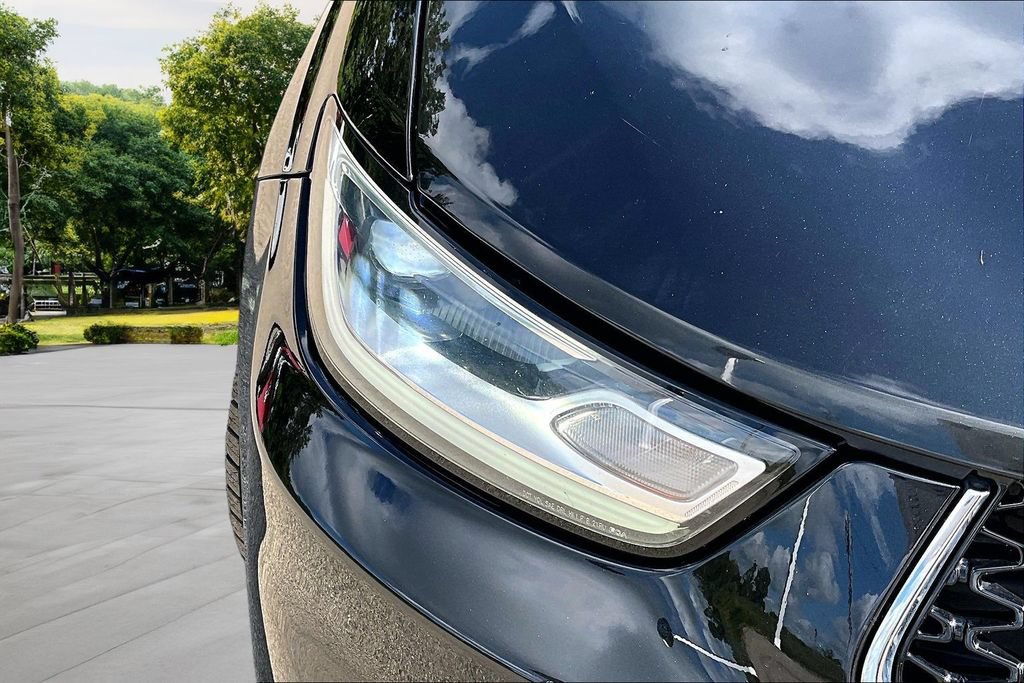 Used 2023 Chrysler Pacifica Touring-L FWD image 30