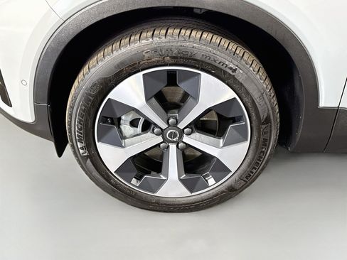 Used 2026 Volvo XC40 B5 Plus AWD/4WD image 38