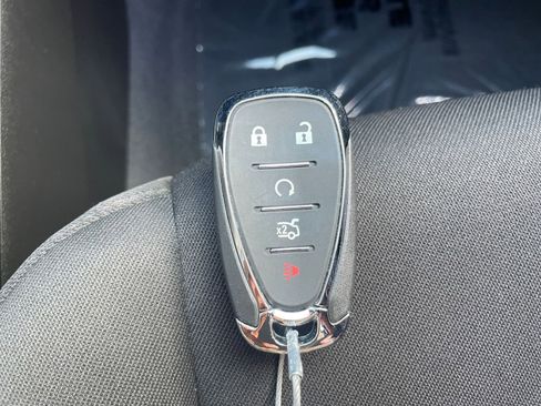 Used 2023 Chevrolet Malibu LT image 21