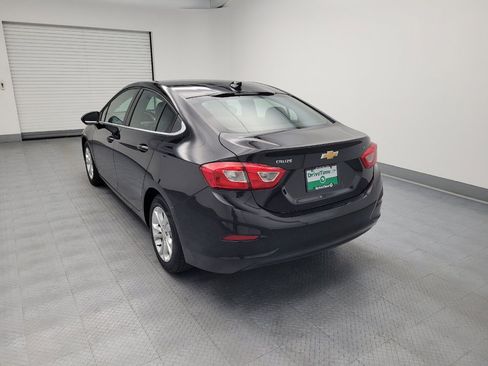 Used 2019 Chevrolet Cruze LT FWD image 5