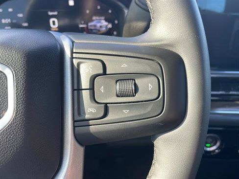 Used 2023 GMC Sierra 1500 Elevation image 17