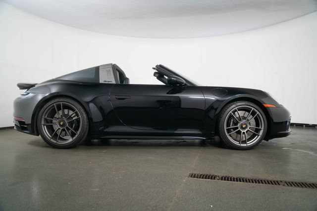 Used 2023 Porsche 911 50th Anniversary Edition AWD/4WD image 9