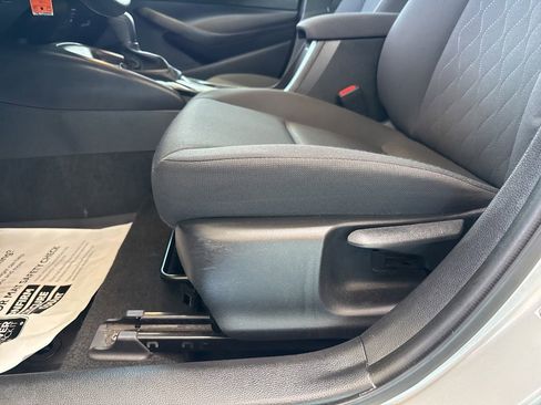 Used 2024 Toyota Corolla LE FWD image 14
