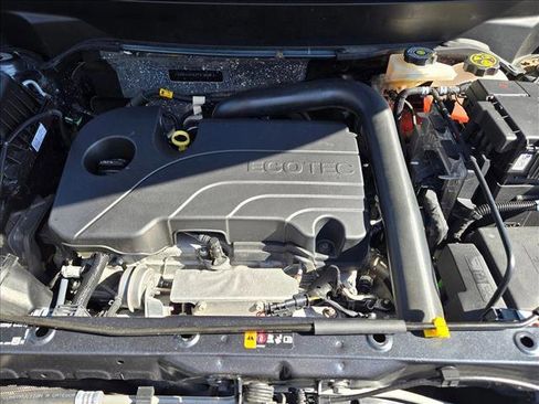 Used 2023 Chevrolet Equinox LT image 21