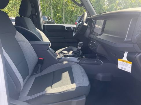 New 2026 Ford Bronco 4-Door AWD/4WD image 12