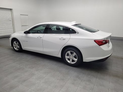 Used 2024 Chevrolet Malibu LT image 3