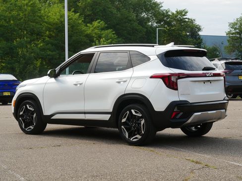 Certified 2024 Kia Seltos SX w/ SX Sunroof Package AWD/4WD image 5