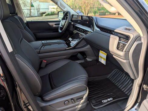 Certified 2026 INFINITI QX80 Pure w/ Cargo Package AWD/4WD image 20