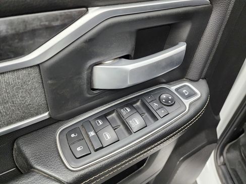 Used 2020 RAM 2500 Big Horn w/ Night Edition image 43