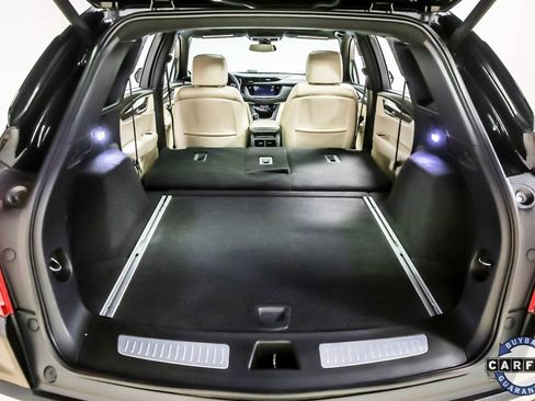 Used 2017 Cadillac XT5 Premium Luxury w/ Advanced Security Package image 37