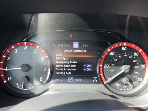 Certified 2024 Nissan Titan PRO-4X w/ Pro-4x Convenience Package AWD/4WD image 31