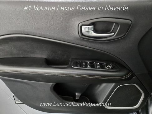 Used 2020 Jeep Compass Latitude FWD image 27