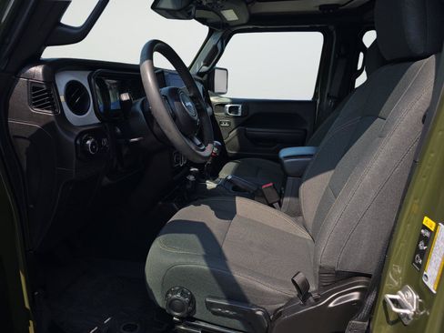 Used 2024 Jeep Wrangler Unlimited Sport AWD/4WD image 20