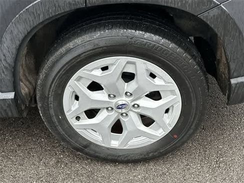 Certified 2022 Subaru Forester image 5