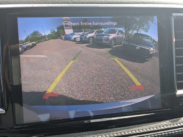 Used 2023 Chrysler Pacifica Touring-L w/ S Appearance Package FWD image 22