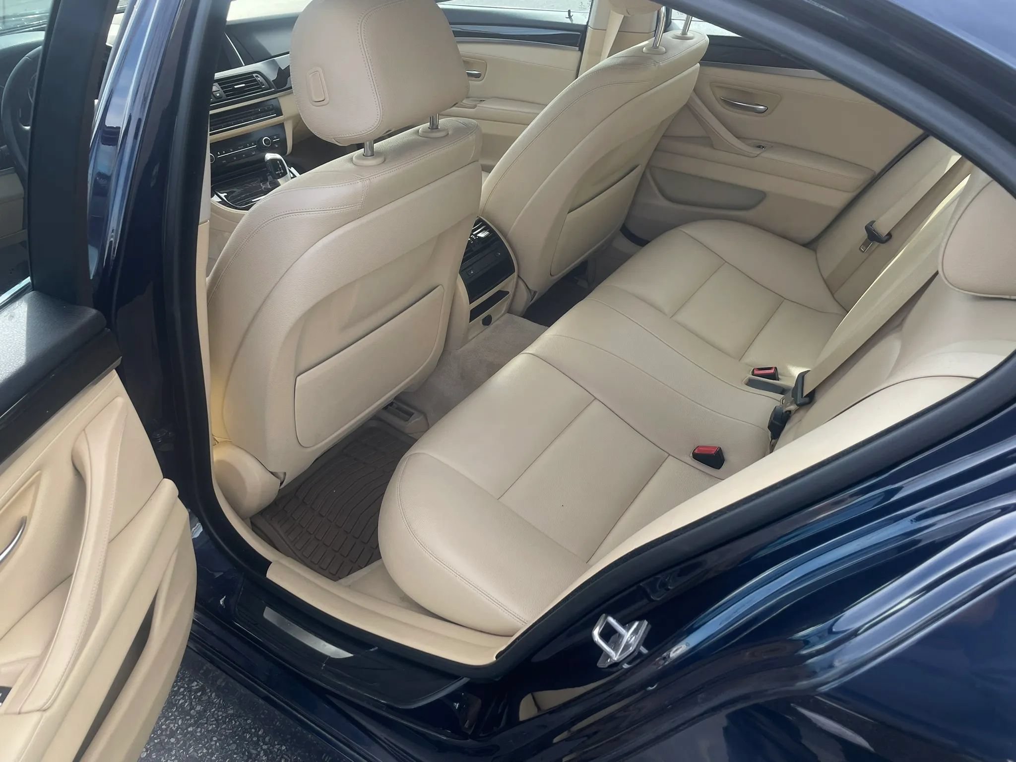 Used 2015 BMW 528i xDrive Sedan AWD/4WD image 15