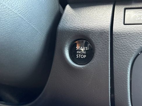 New 2026 Nissan Frontier SV w/ SV Convenience Package RWD image 17