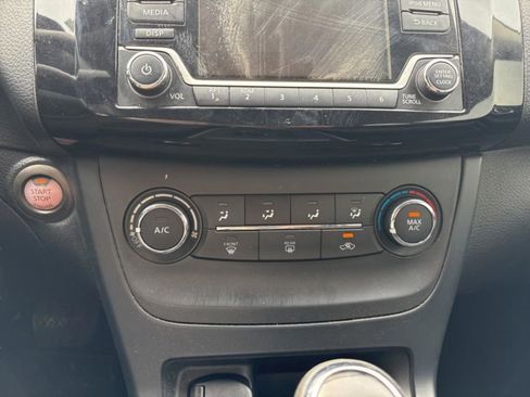 Used 2017 Nissan Sentra SV FWD image 18