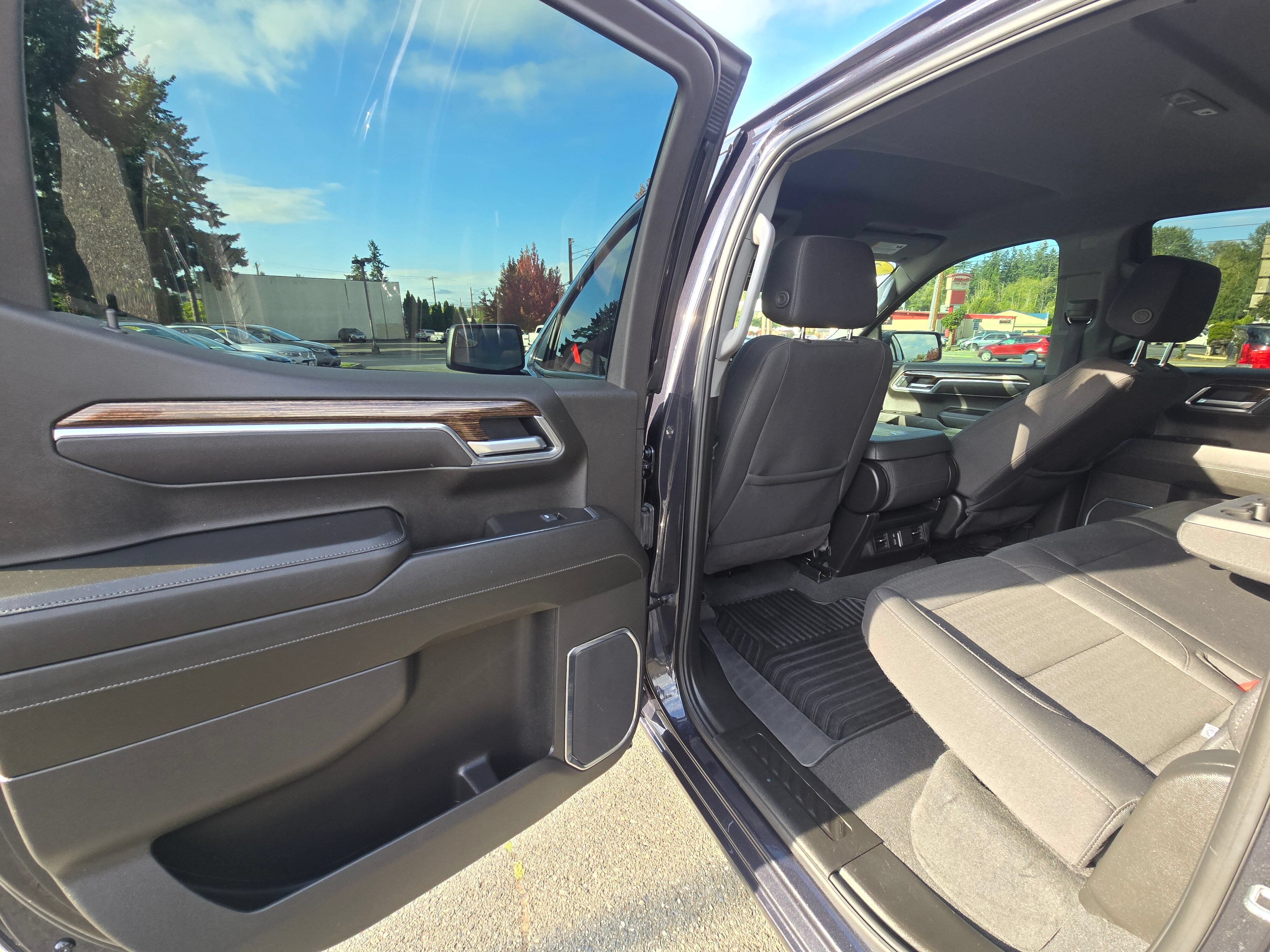 Used 2025 GMC Sierra 1500 Elevation AWD/4WD image 15