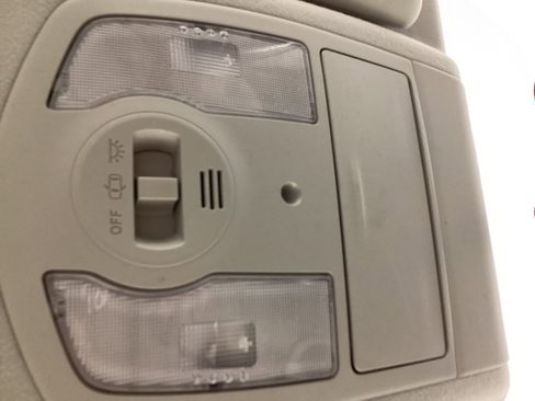 Used 2013 Toyota Prius Four image 21