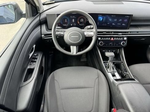 Used 2025 Hyundai Tucson SEL AWD/4WD image 10