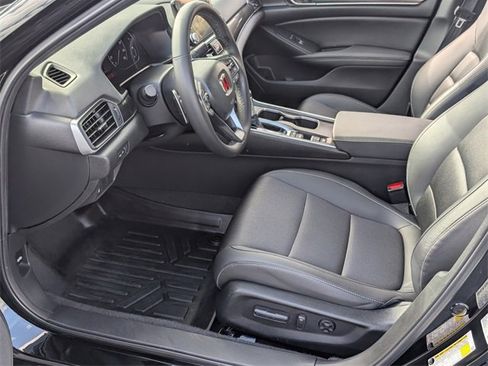 Used 2022 Honda Accord Sport image 5