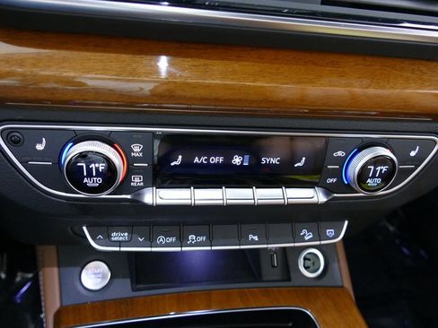 Certified 2023 Audi Q5 2.0T Premium Plus image 21