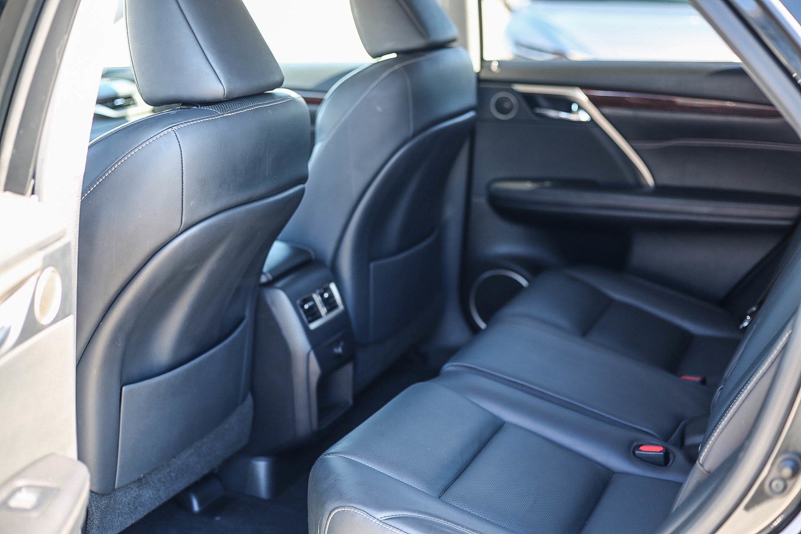 Used 2017 Lexus RX 350 AWD w/ Premium Package image 18
