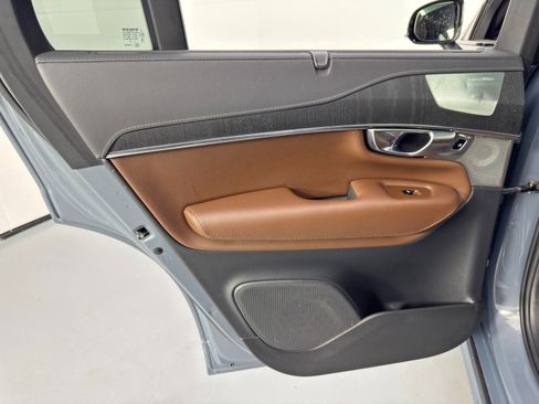 Used 2023 Volvo XC90 T8 Ultimate image 45