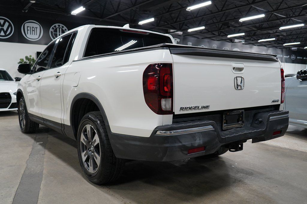Used 2017 Honda Ridgeline RTL-T image 3