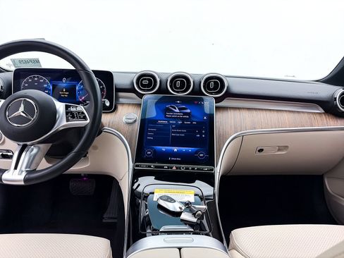 Used 2024 Mercedes-Benz C 300 Sedan image 11