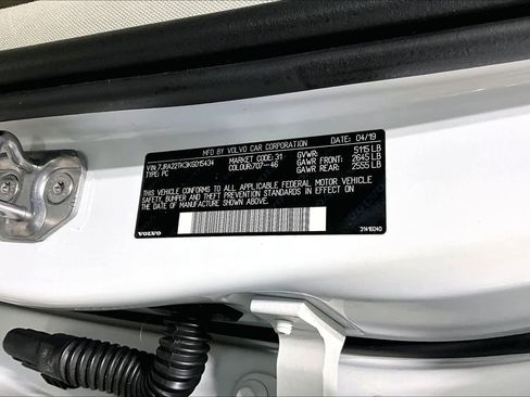 Used 2019 Volvo S60 T6 Momentum image 31