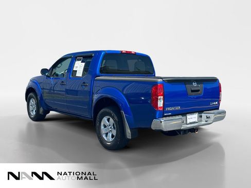 Used 2013 Nissan Frontier SV image 3