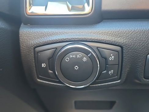 Used 2023 Ford Ranger Lariat w/ Tremor Off-Road Package image 16