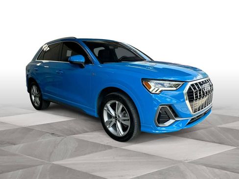 Used 2022 Audi Q3 2.0T Premium Plus AWD/4WD image 2