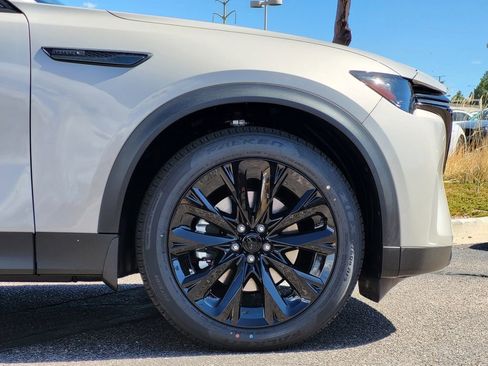 New 2026 MAZDA CX-90 Plug-In Hybrid w/Premium Sport AWD/4WD image 29