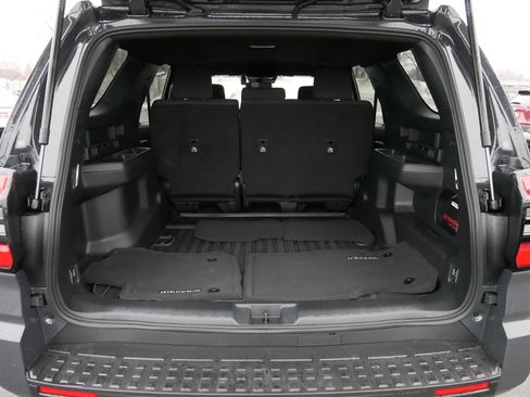 Certified 2025 Toyota 4Runner SR5 image 18