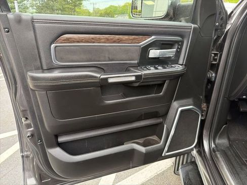 Used 2019 RAM 2500 Laramie AWD/4WD image 14