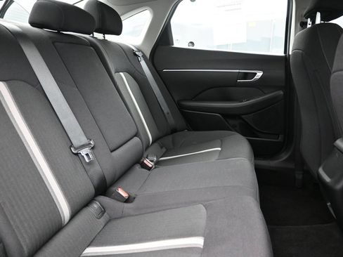 Certified 2023 Hyundai Sonata SEL w/ Preferred Accessory Package FWD image 25