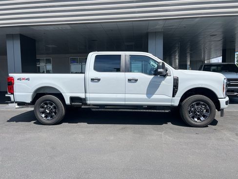 New 2026 Ford F250 XL w/ STX Appearance Package AWD/4WD image 8