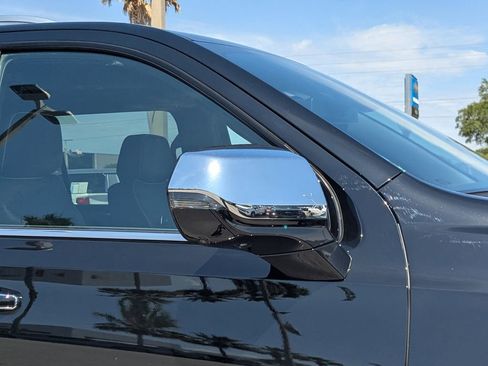 New 2026 Chevrolet Suburban Premier RWD image 11