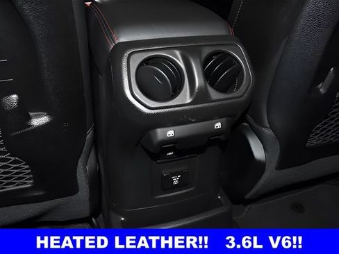 Used 2021 Jeep Wrangler Unlimited Rubicon w/ Dual Top Group AWD/4WD image 26