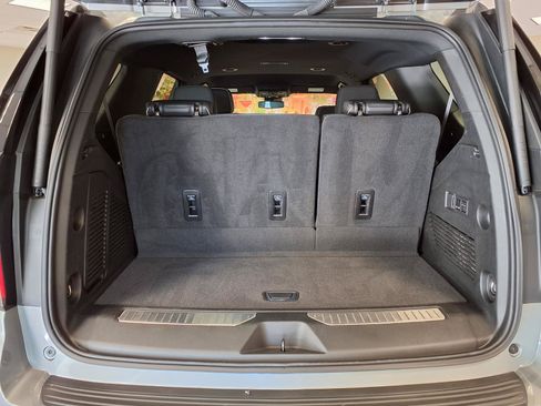 Used 2023 Chevrolet Tahoe Premier RWD image 18