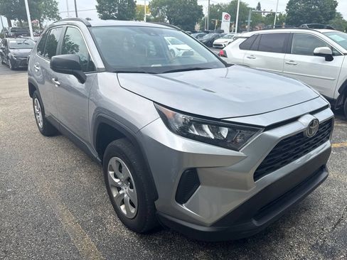 Used 2019 Toyota RAV4 LE w/ Carpet Mat Package FWD image 1