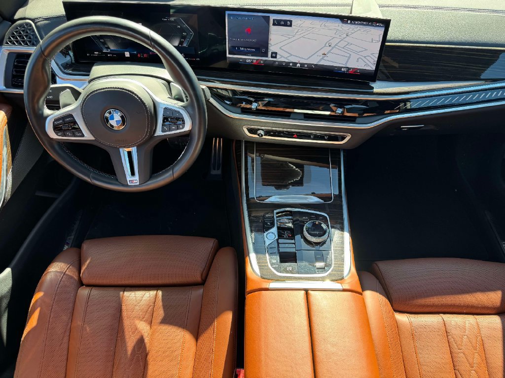 Used 2024 BMW X7 M60i w/ Executive Package AWD/4WD image 14