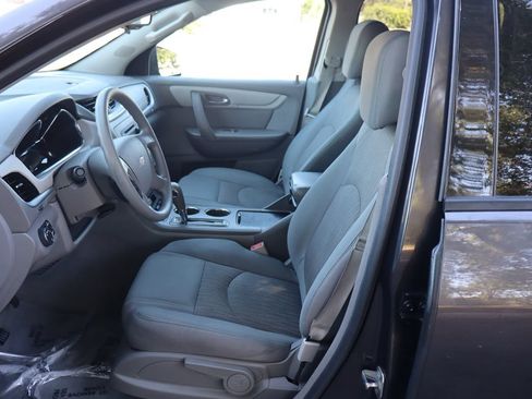 Used 2016 Chevrolet Traverse LS AWD/4WD image 19
