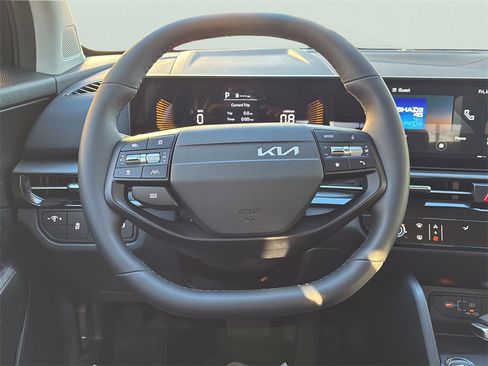 Used 2026 Kia Sportage LX w/ LX Convenience Package image 23